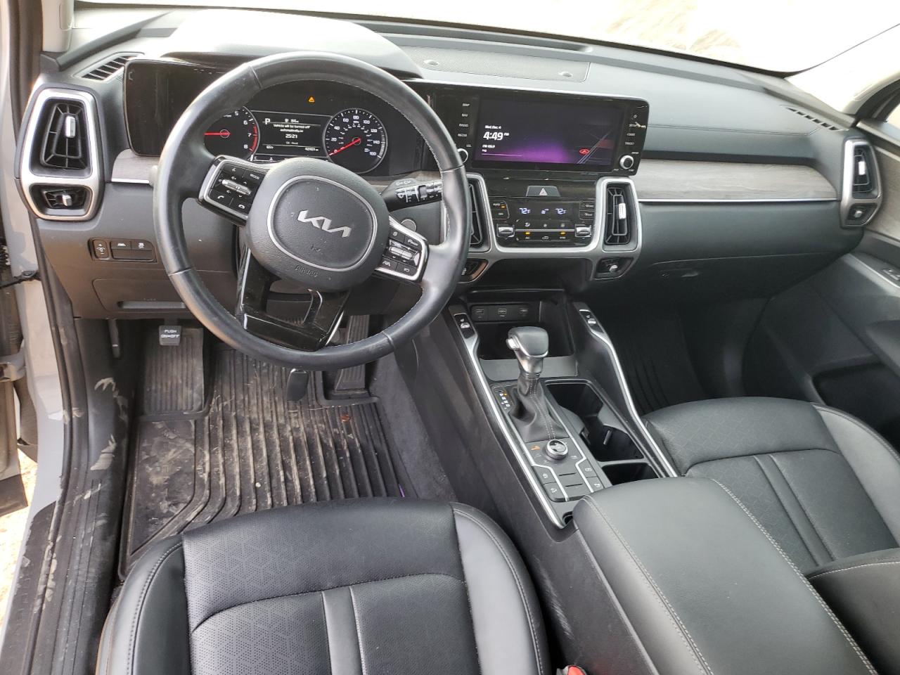 2022 Kia Sorento - Image 8