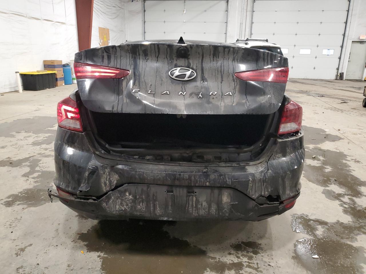 2019 Hyundai Elantra - Image 6