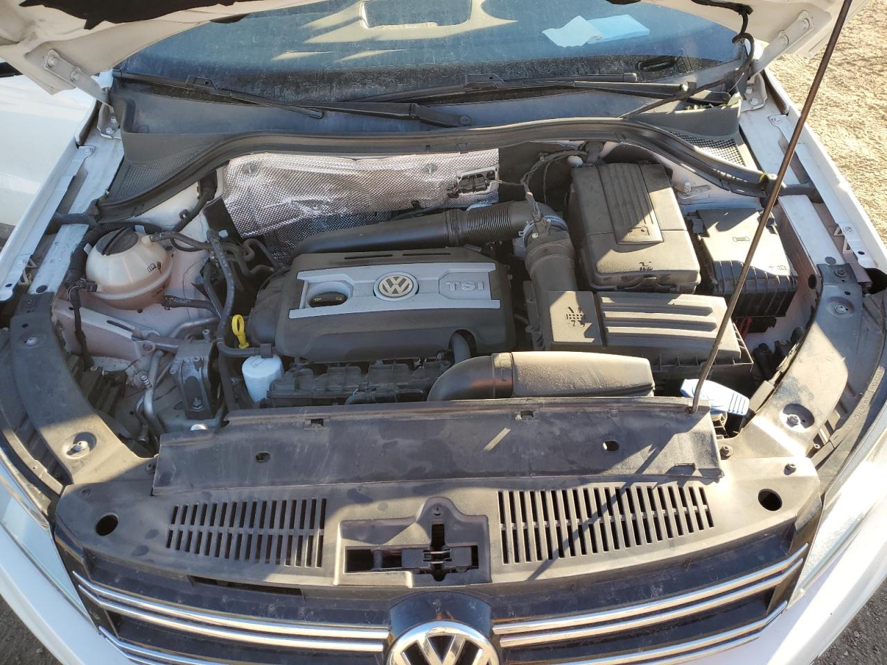 Фото: WVGBV7AX8HK025710 - 13