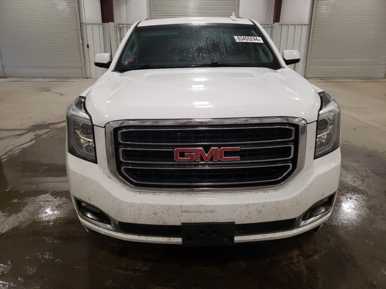 VIN 1GKS2GKC0JR185817 2018 GMC YUKON no.5