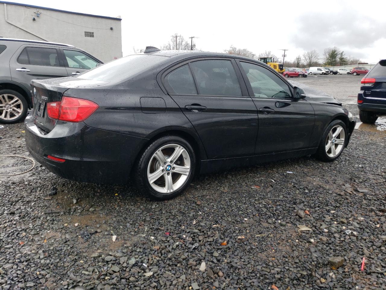 VIN WBA3C3C53FK201656 2015 BMW 3 SERIES no.3