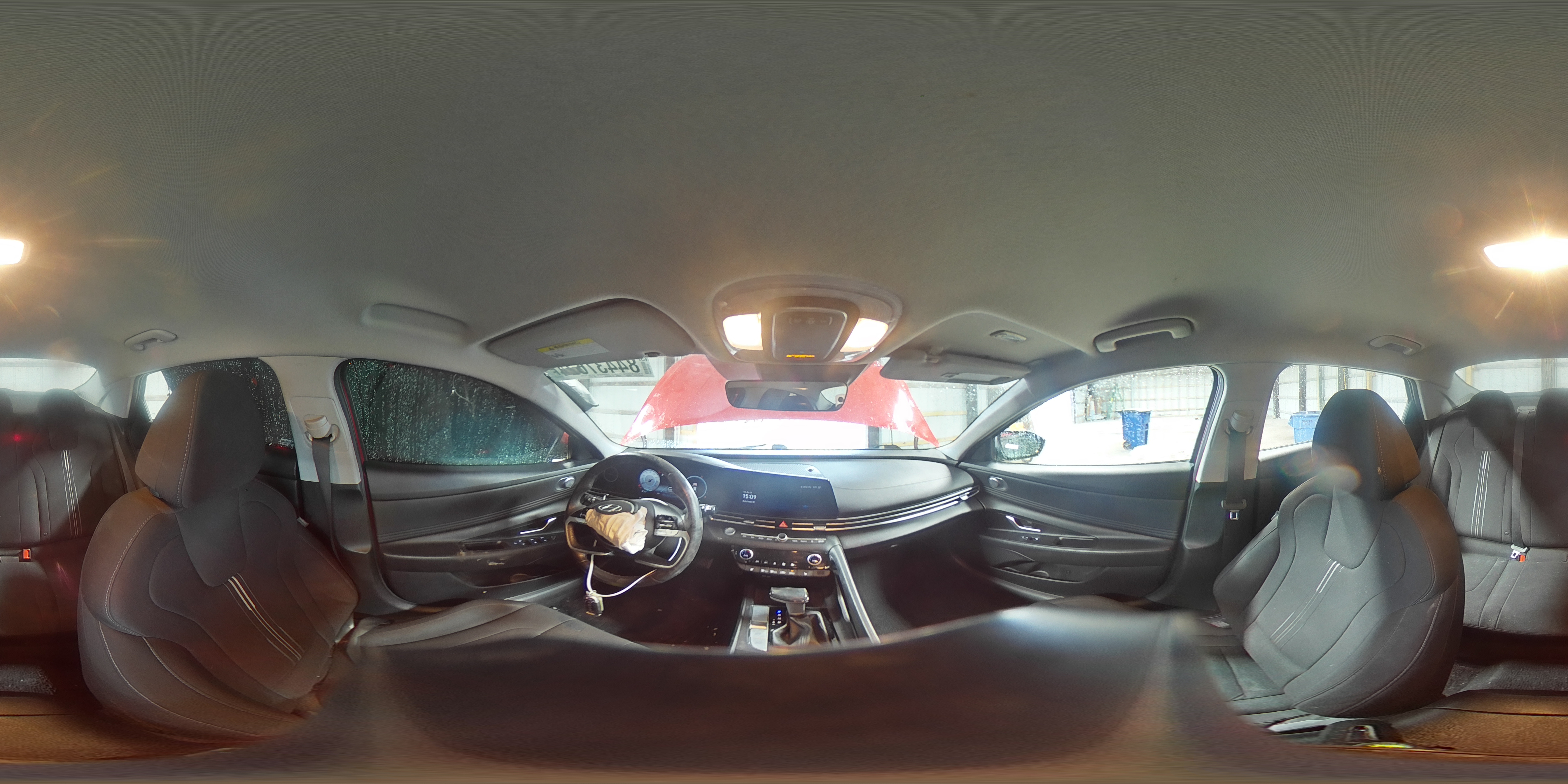 2023 Hyundai Elantra - Image 12