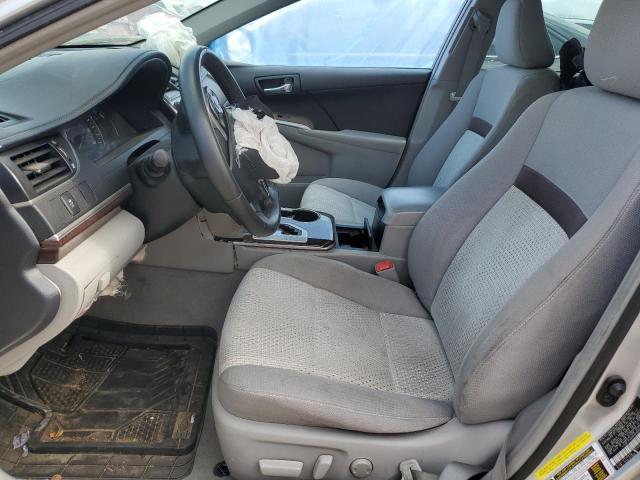 Седаны TOYOTA CAMRY 2013 Серебристый