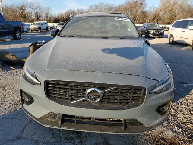  VOLVO S60 B5 MOM 2022 Teal