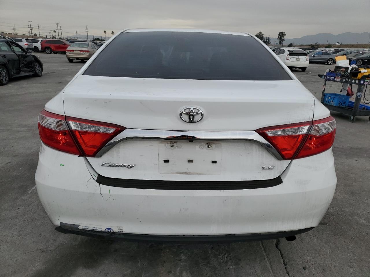 VIN 4T4BF1FK2GR551282 2016 TOYOTA CAMRY no.6