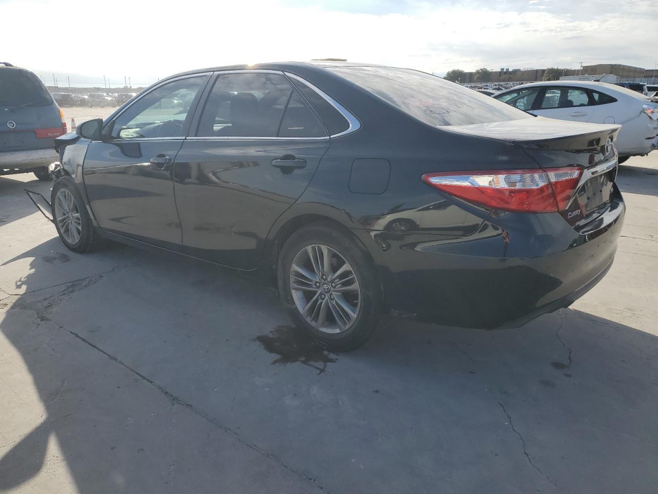 VIN 4T1BF1FKXHU320173 2017 TOYOTA CAMRY no.2