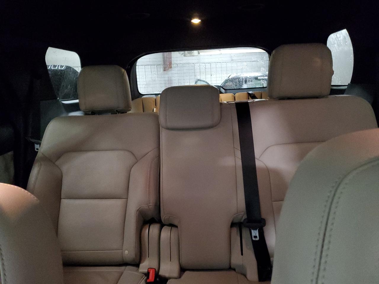 2018 Ford Explorer - Image 10