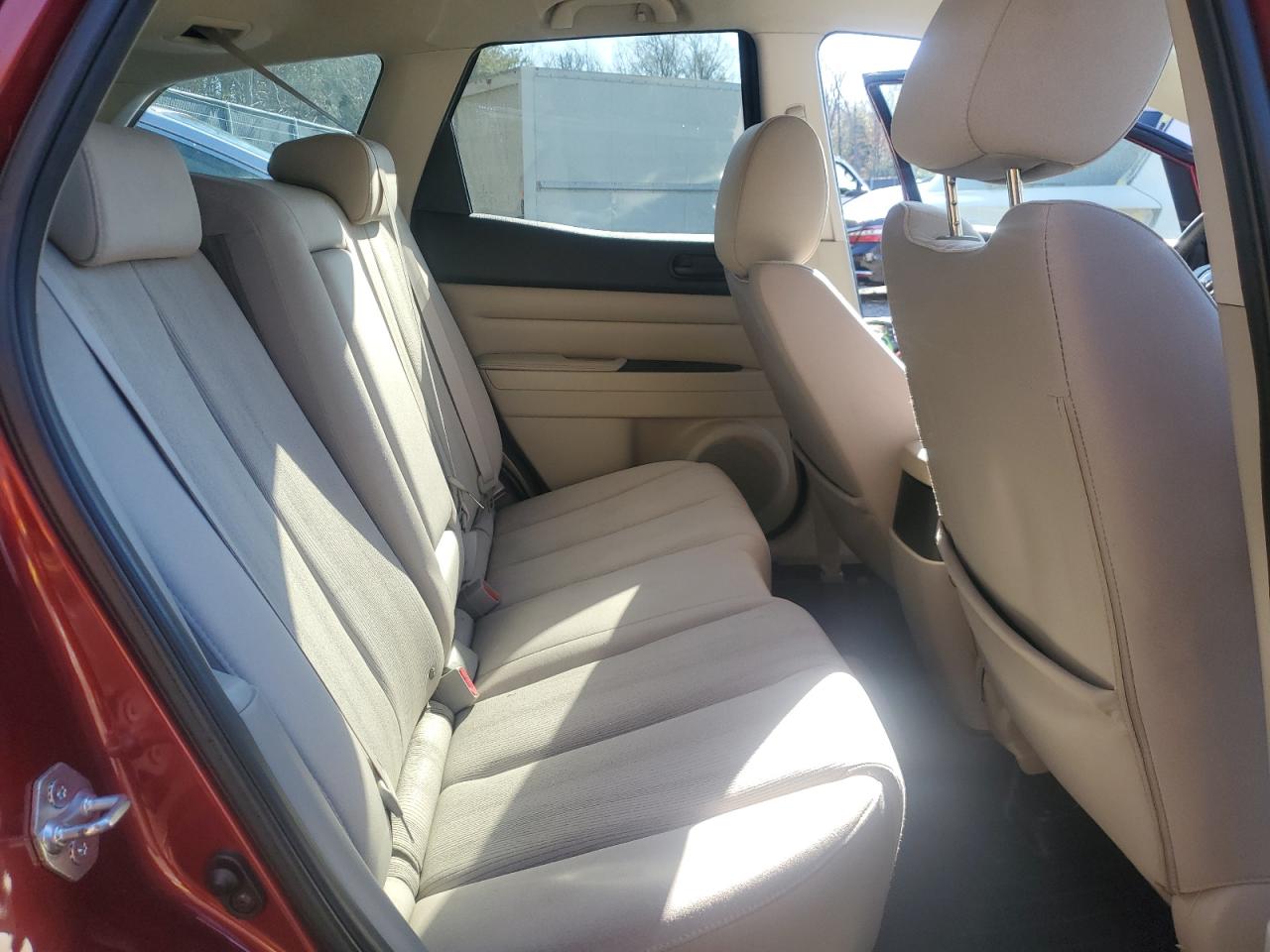 2010 Mazda CX-7 - Image 11
