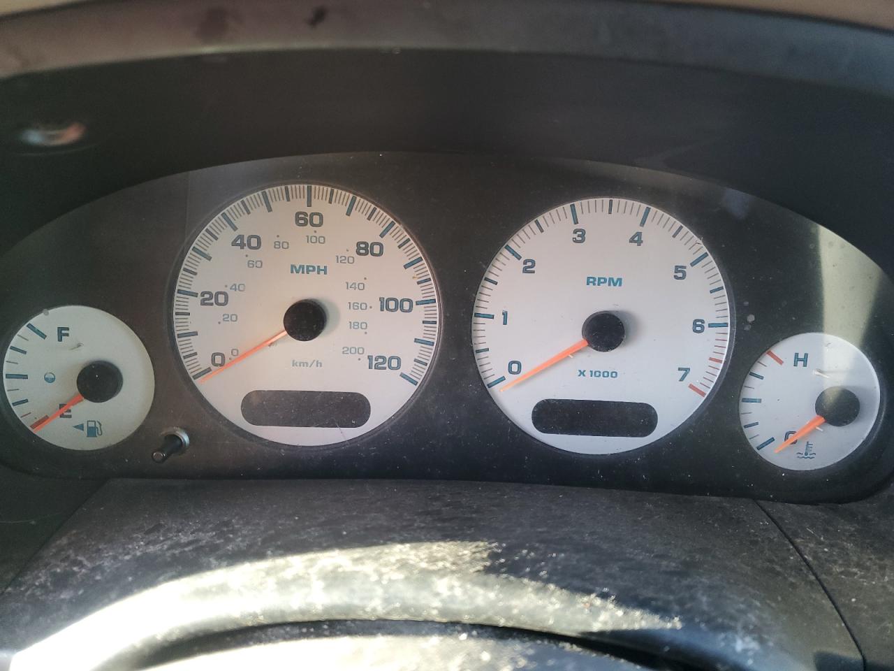 2002 Dodge Grand Caravan Sport VIN: 2B4GP44302R728008 Lot: 85584544