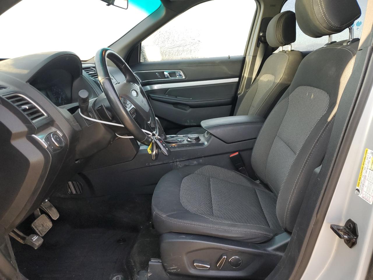 2017 Ford Explorer - Image 7
