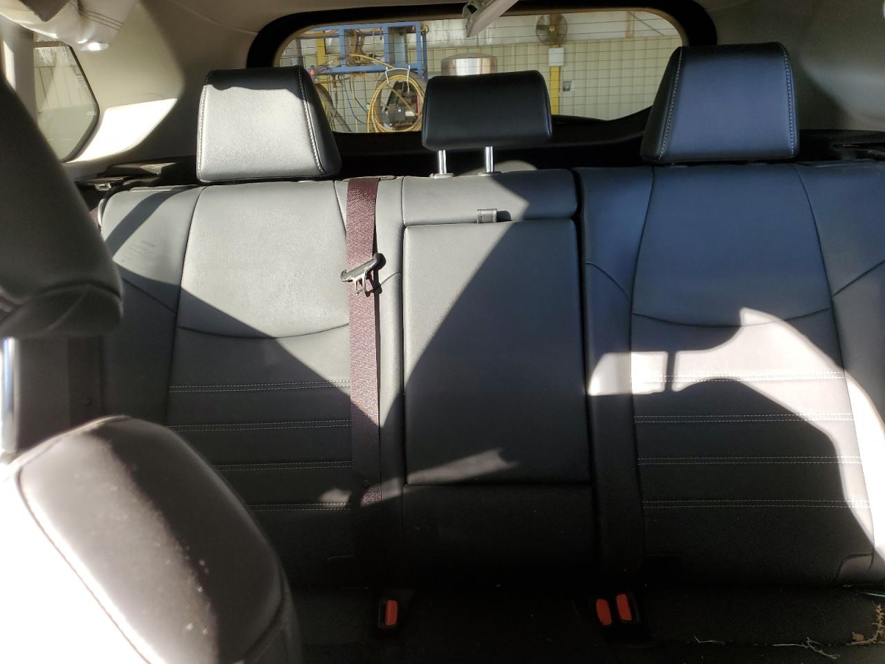 2022 Toyota RAV 4 - Image 10
