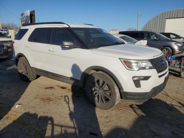  FORD EXPLORER 2018 Белый