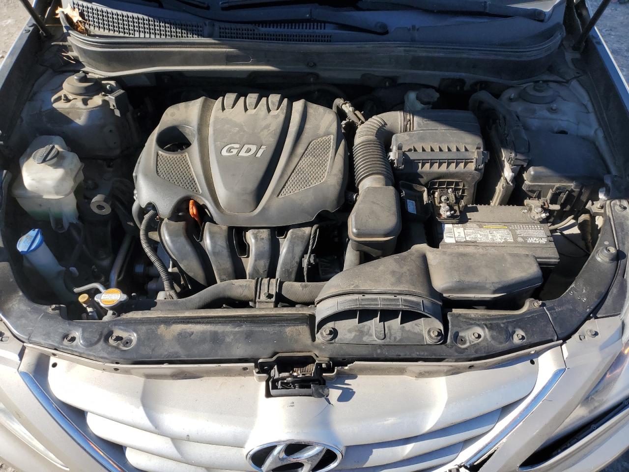 2011 Hyundai Sonata - Image 12