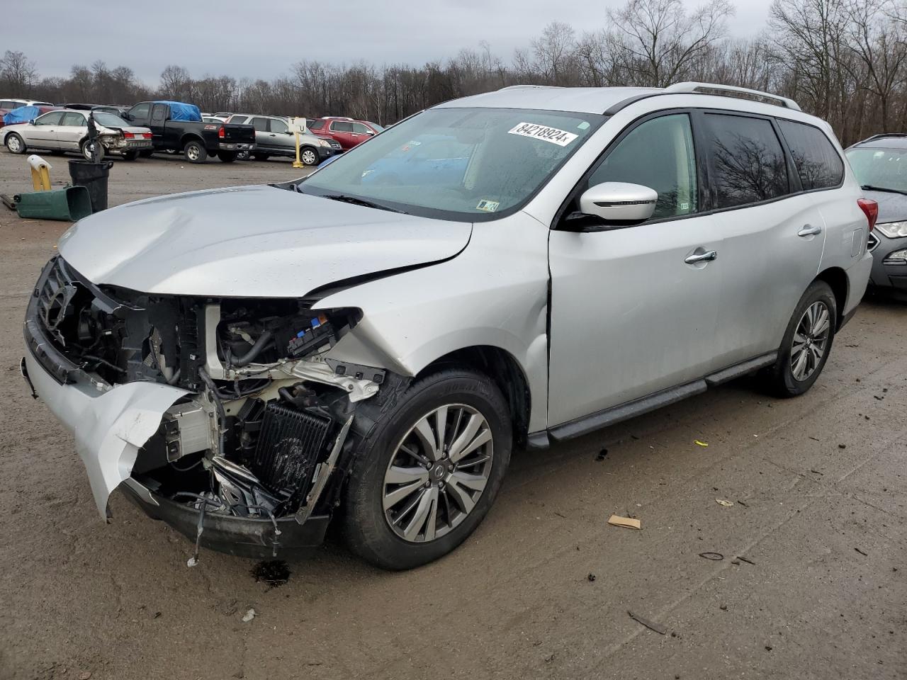 2018 Nissan Pathfinder - Image 1