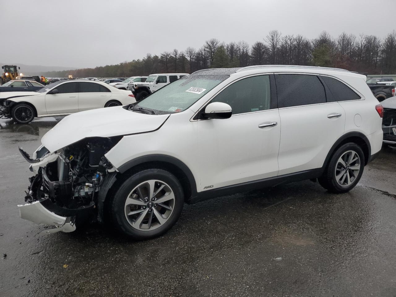 2019 Kia Sorento - Image 1