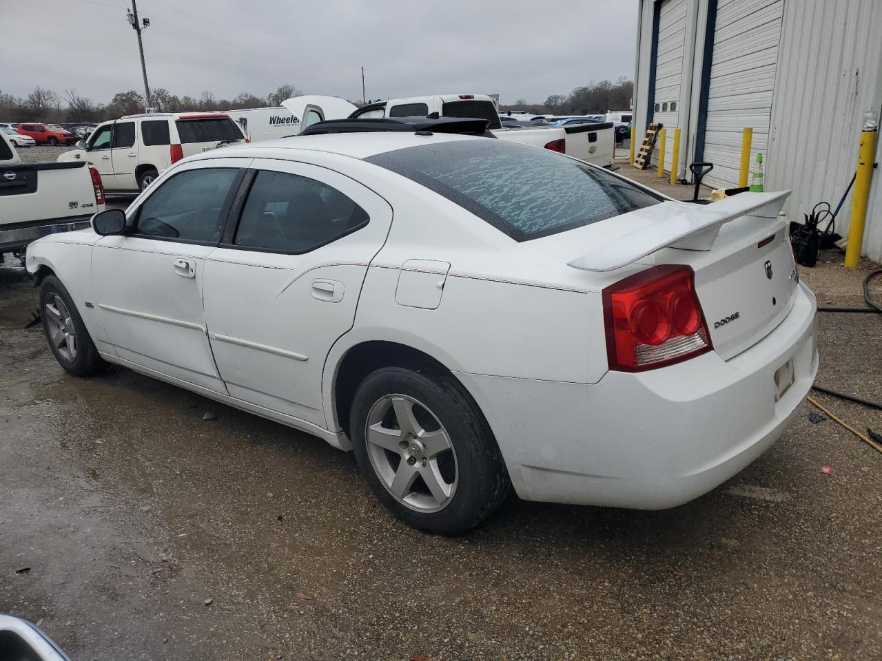 2010 Dodge Charger - Image 2
