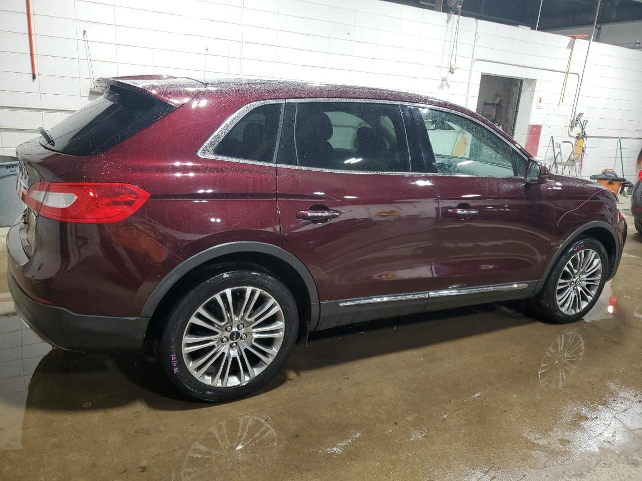 VIN 2LMPJ8LRXHBL48273 2017 LINCOLN MKX no.3