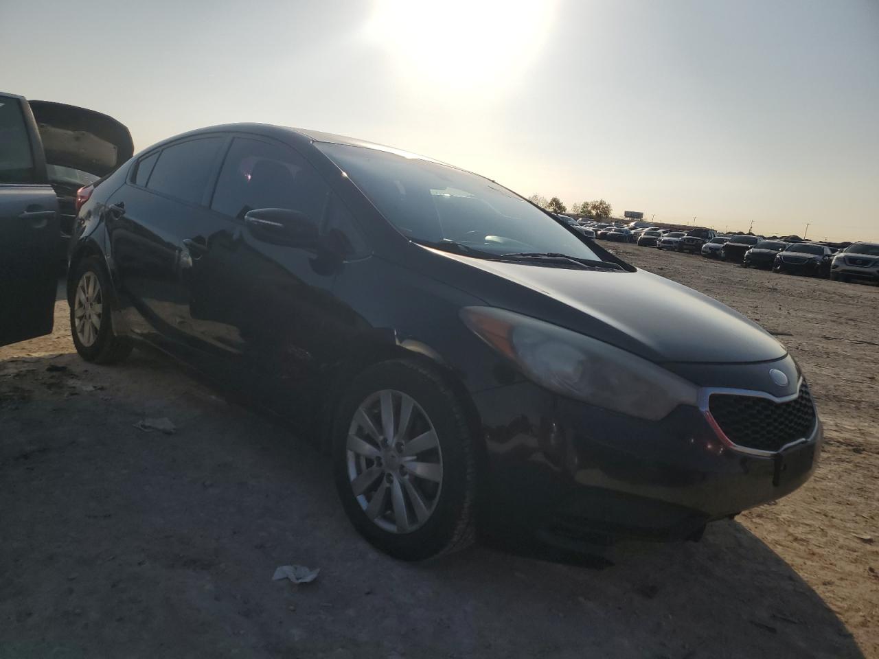 VIN KNAFX4A61E5126102 2014 KIA FORTE no.4