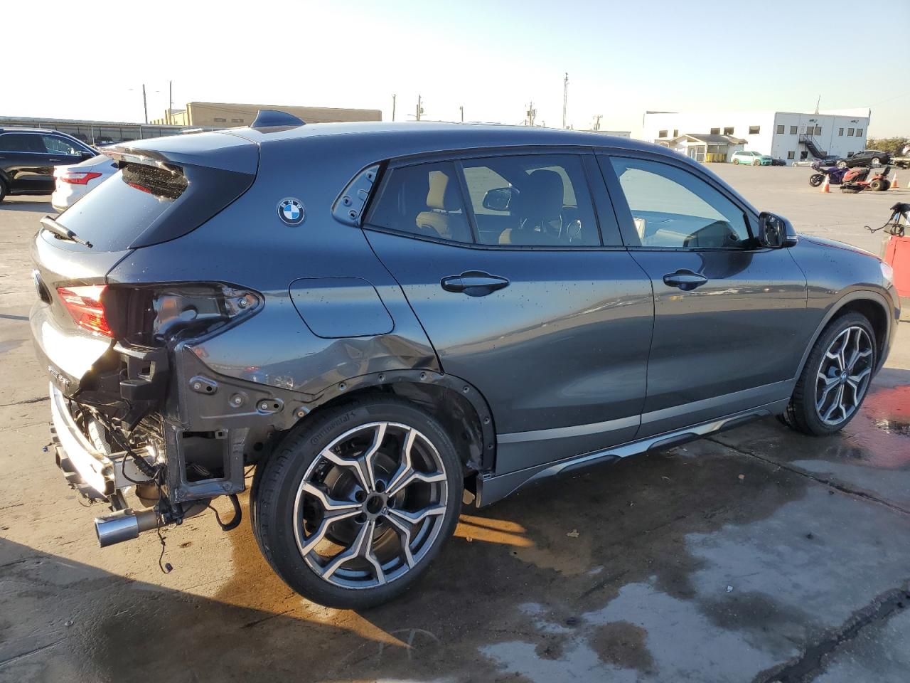 VIN WBXYJ3C39JEJ91321 2018 BMW X2 no.3