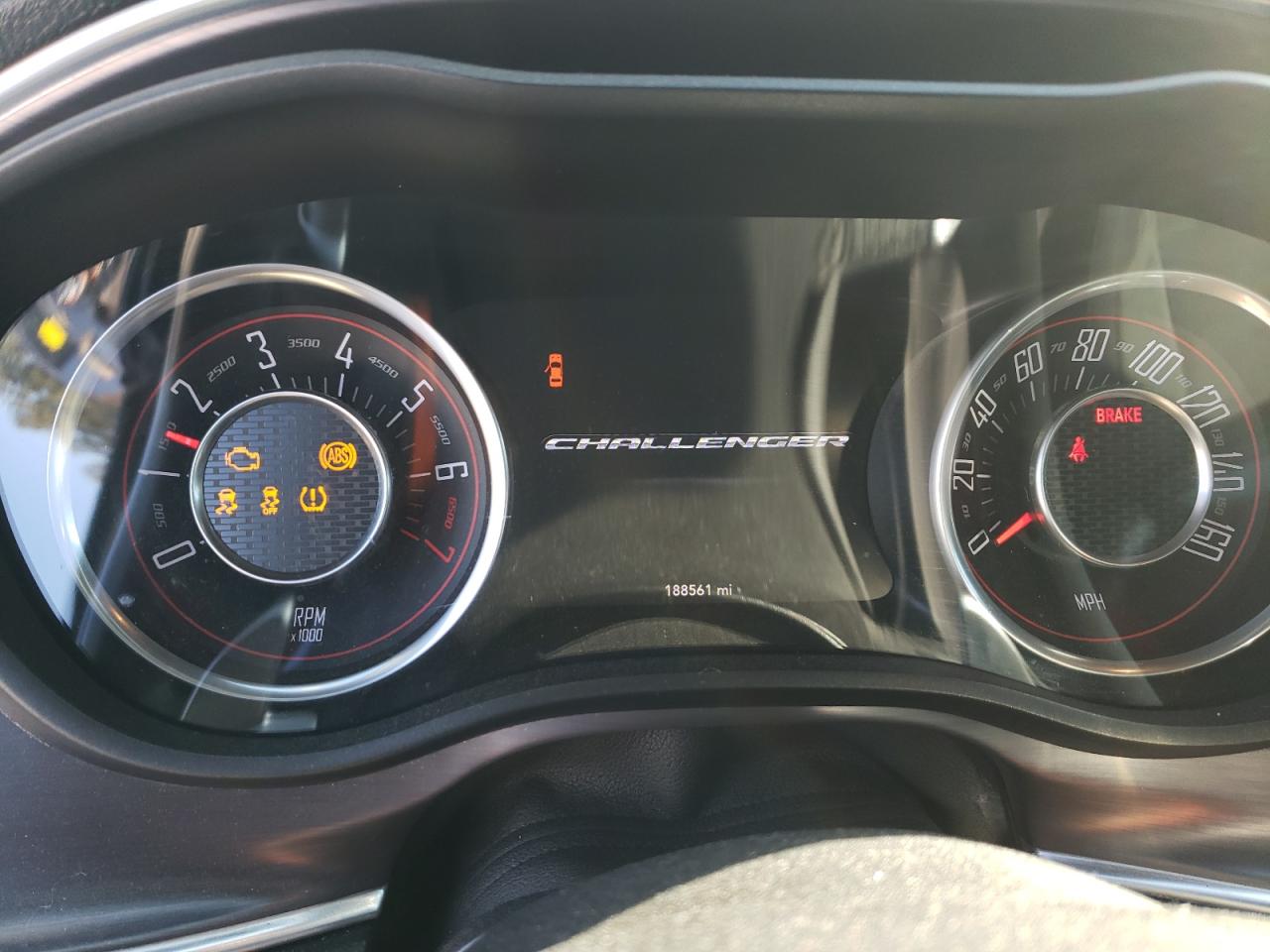 2015 Dodge Challenger - Image 9