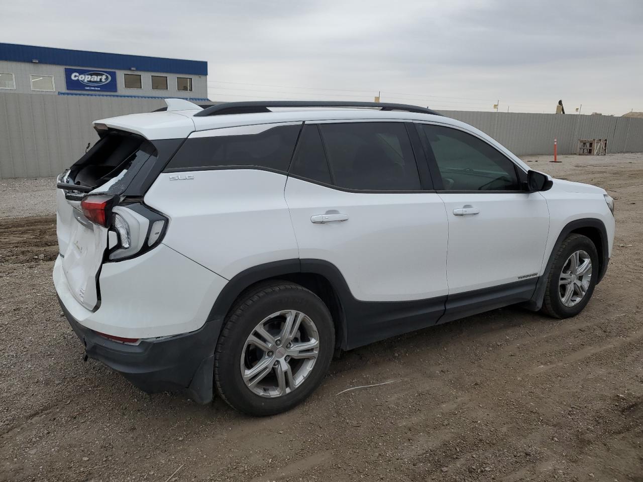 2018 GMC Terrain - Image 3