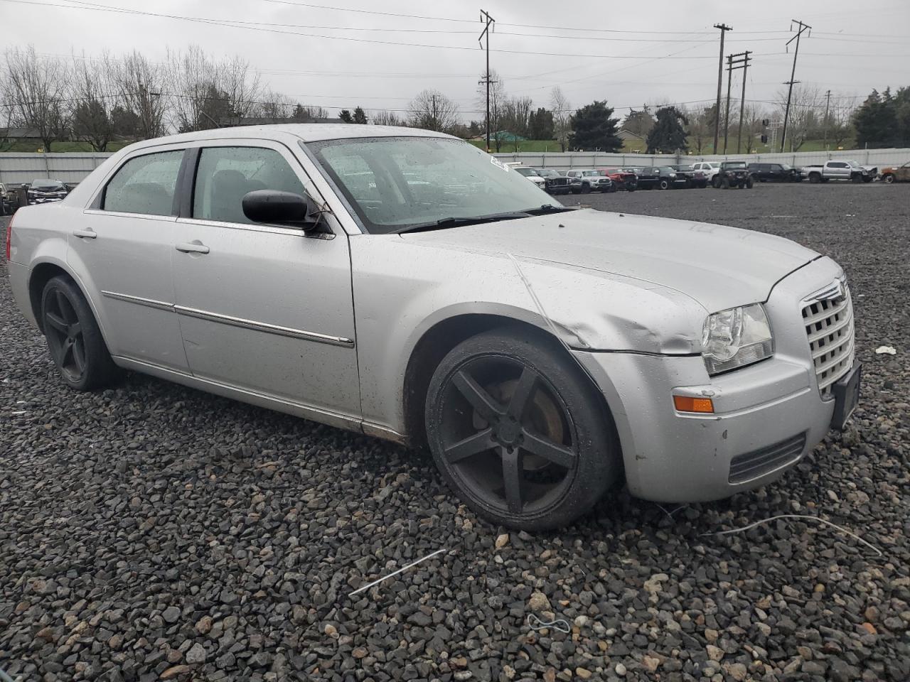 2008 Chrysler 300 - Image 4