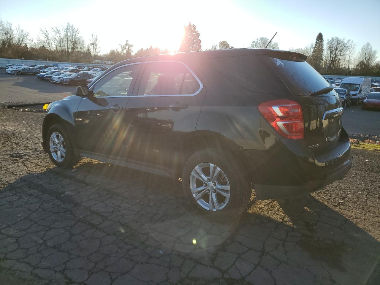 2017 Chevrolet Equinox - Image 2