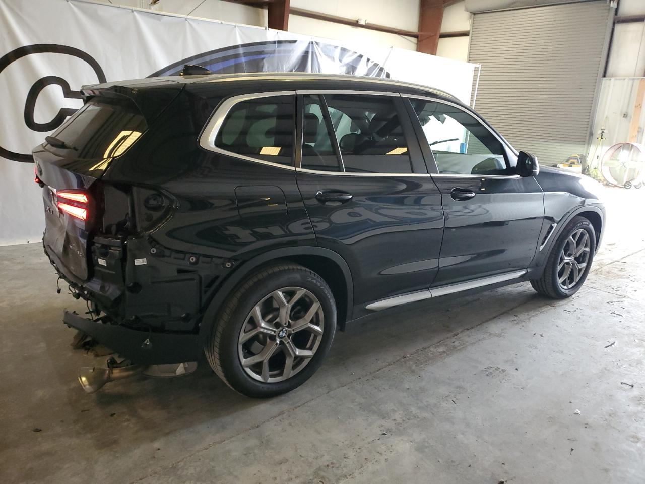 VIN 5UX53DP07R9W15372 2024 BMW X3 no.3