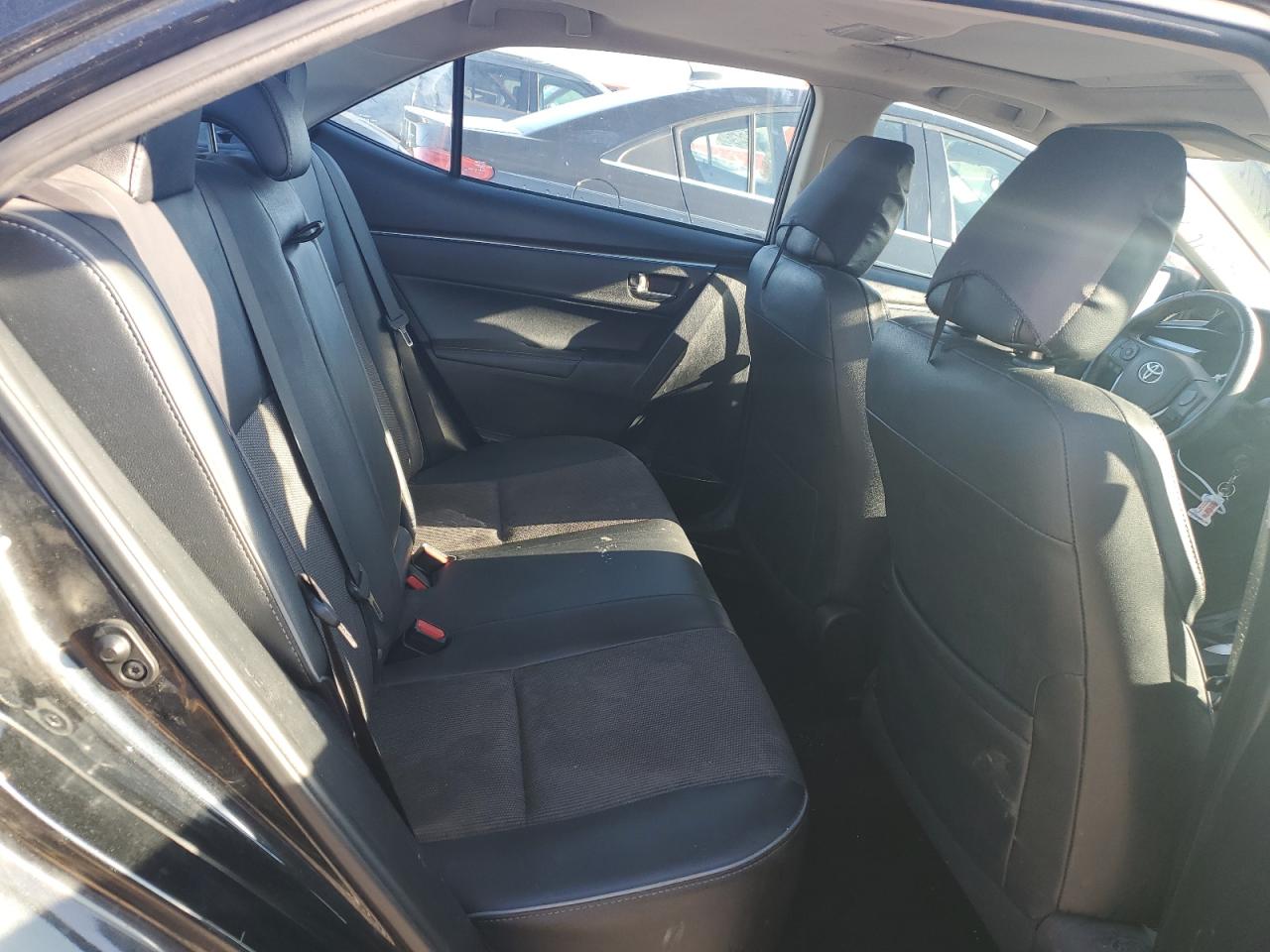 2015 Toyota Corolla - Image 10