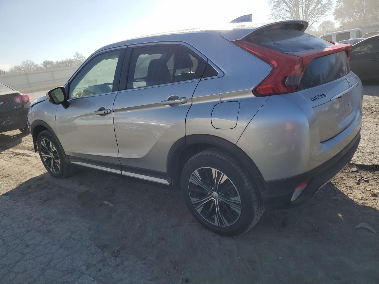 2018 Mitsubishi Eclipse - Image 2