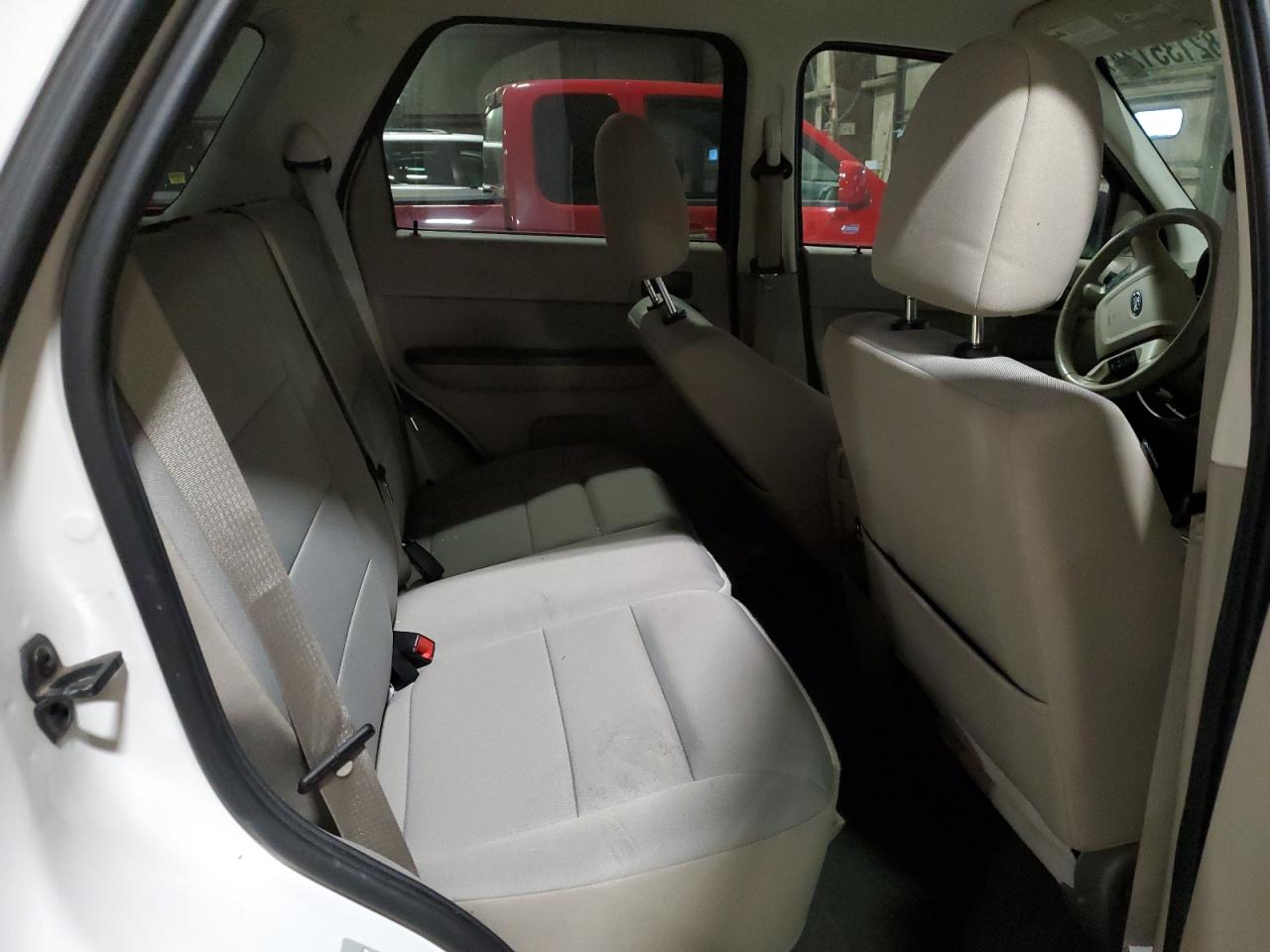 2012 Ford Escape - Image 11