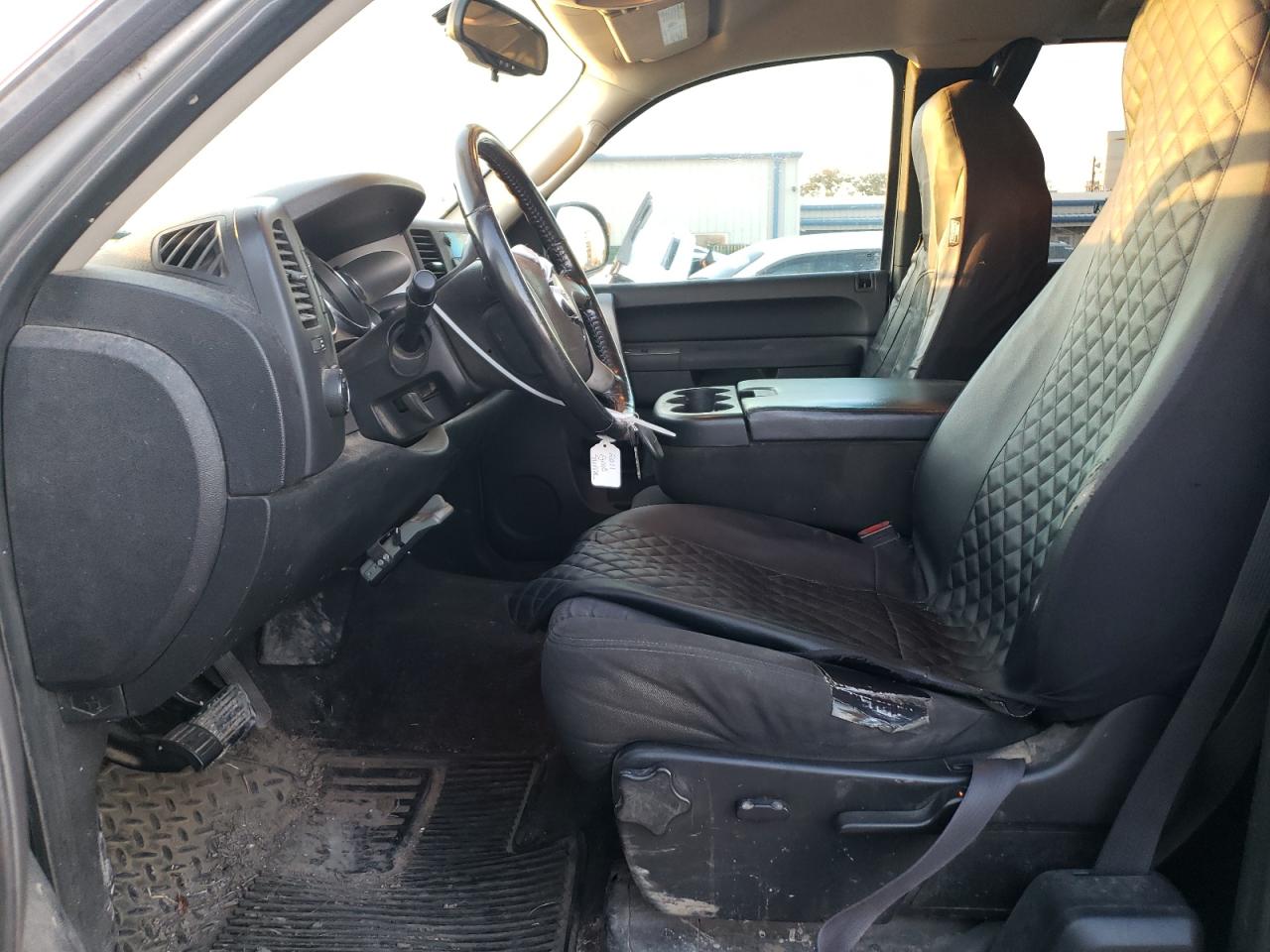 2011 GMC Sierra - Image 7