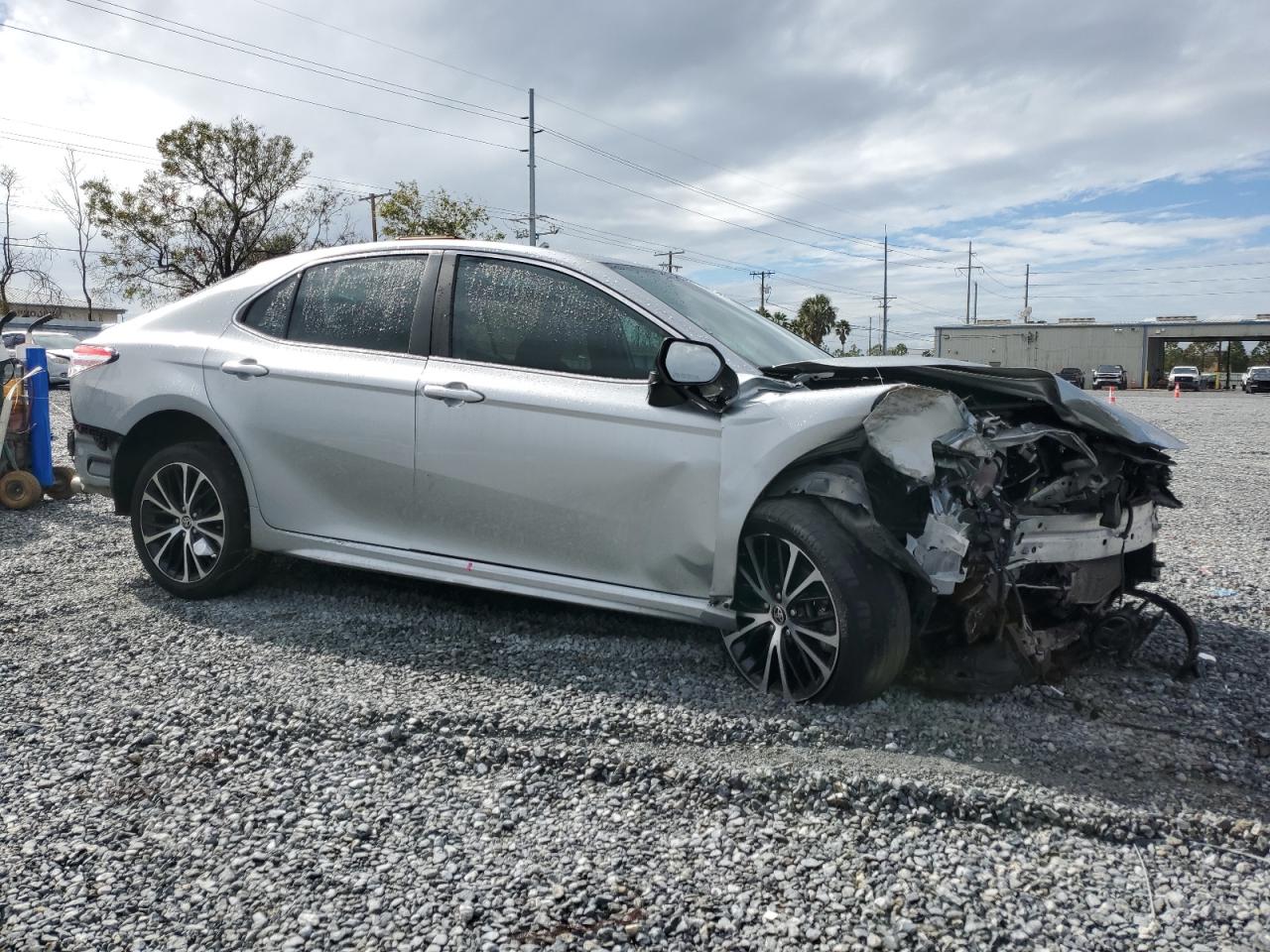 2020 Toyota Camry - Image 4