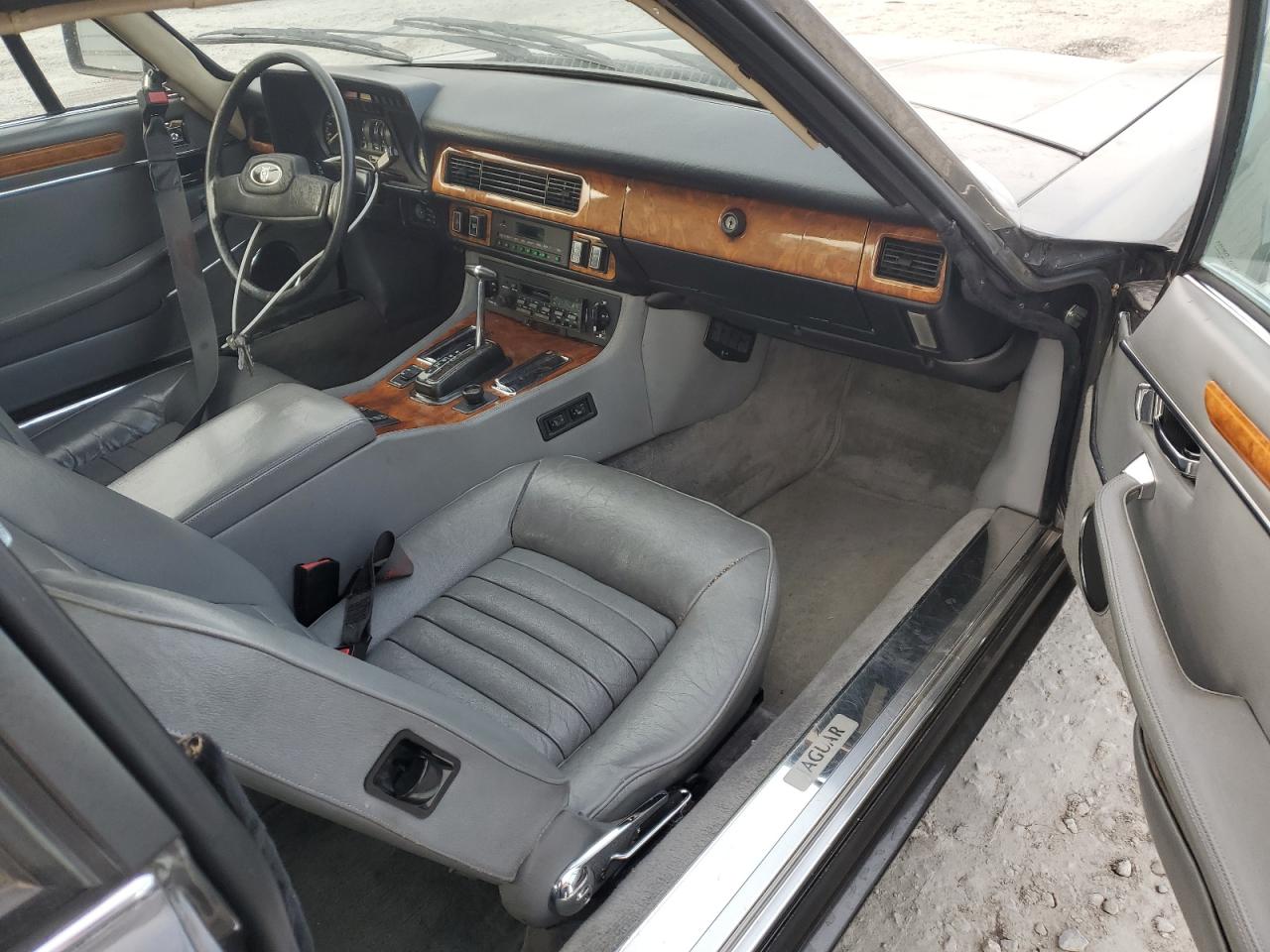 1988 Jaguar XJS - Image 8