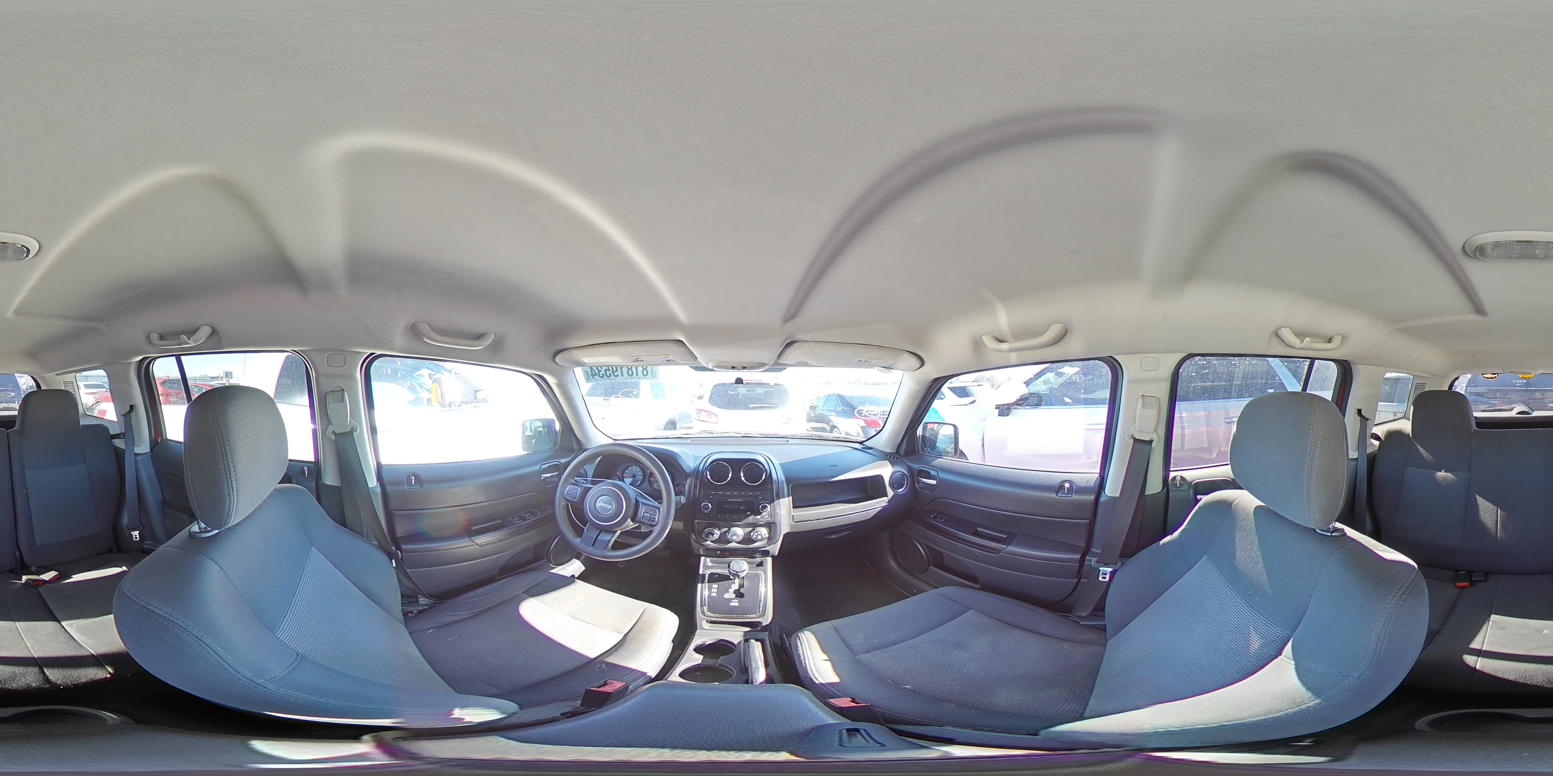 2012 Jeep Liberty (Patriot) - Image 12