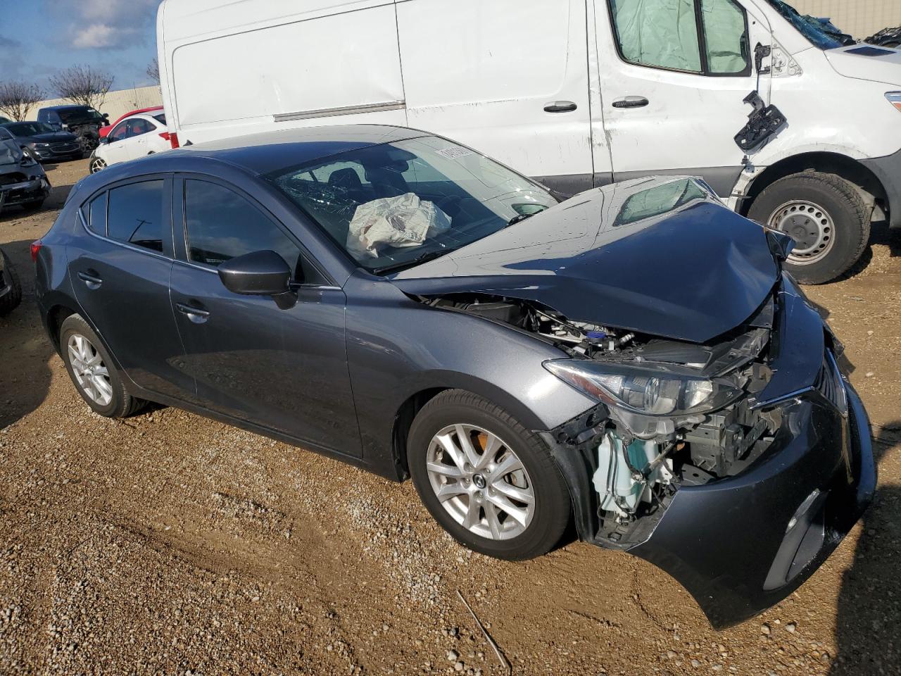 2014 Mazda 3 - Image 4