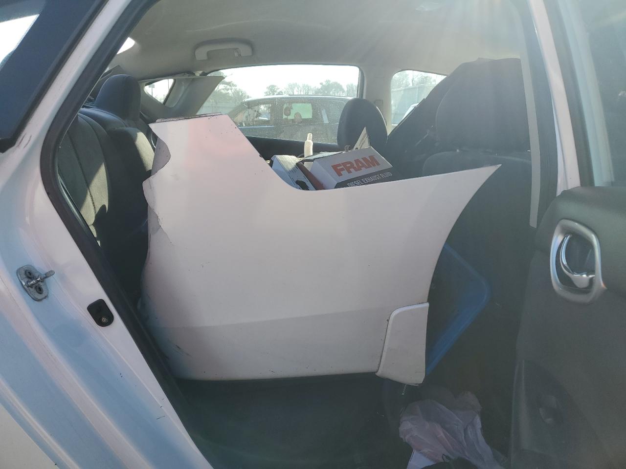 2013 Nissan Sentra - Image 10