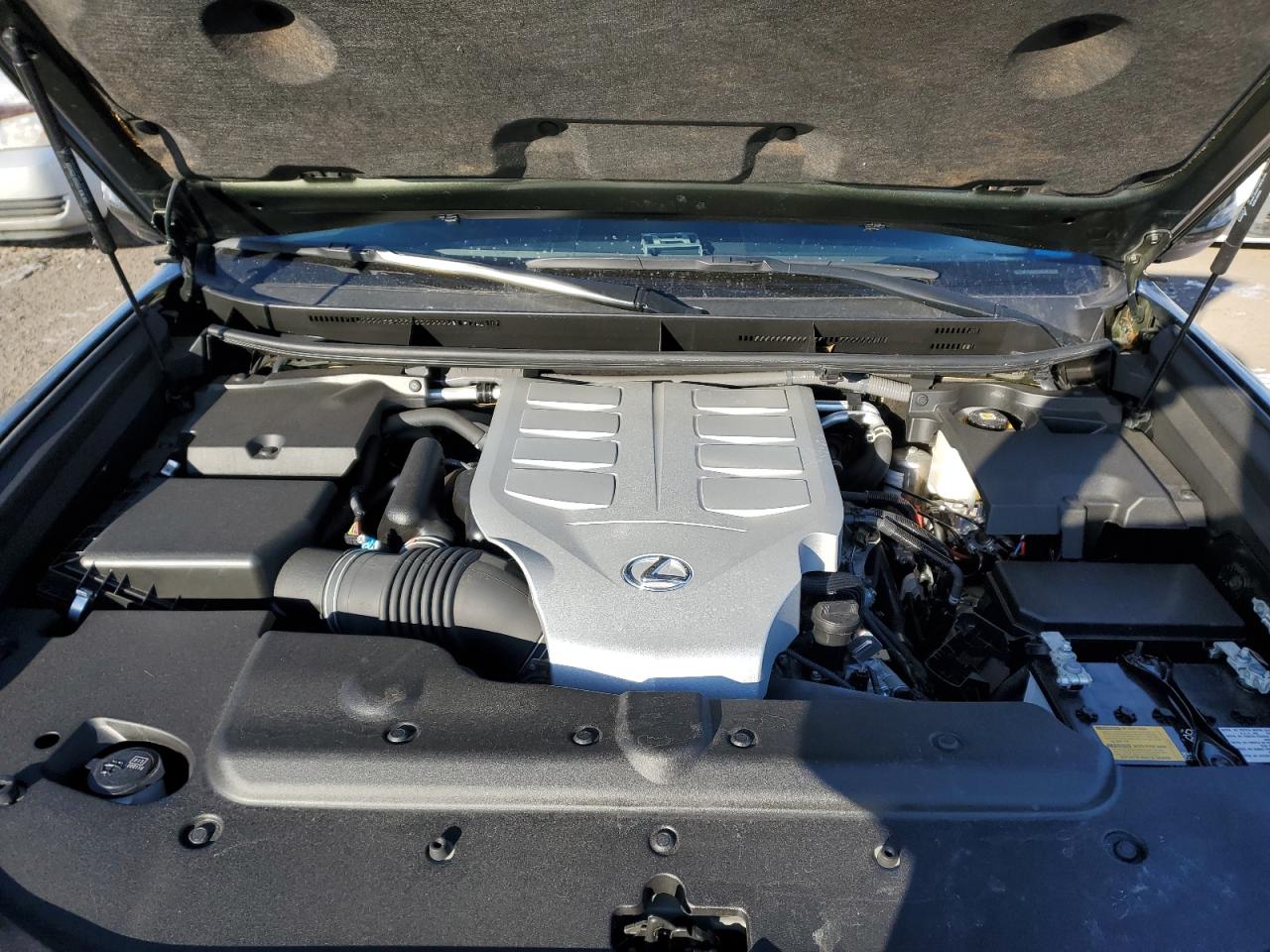2023 Lexus Gx 460 VIN: JTJSM7BX0P5343465 Lot: 83568744