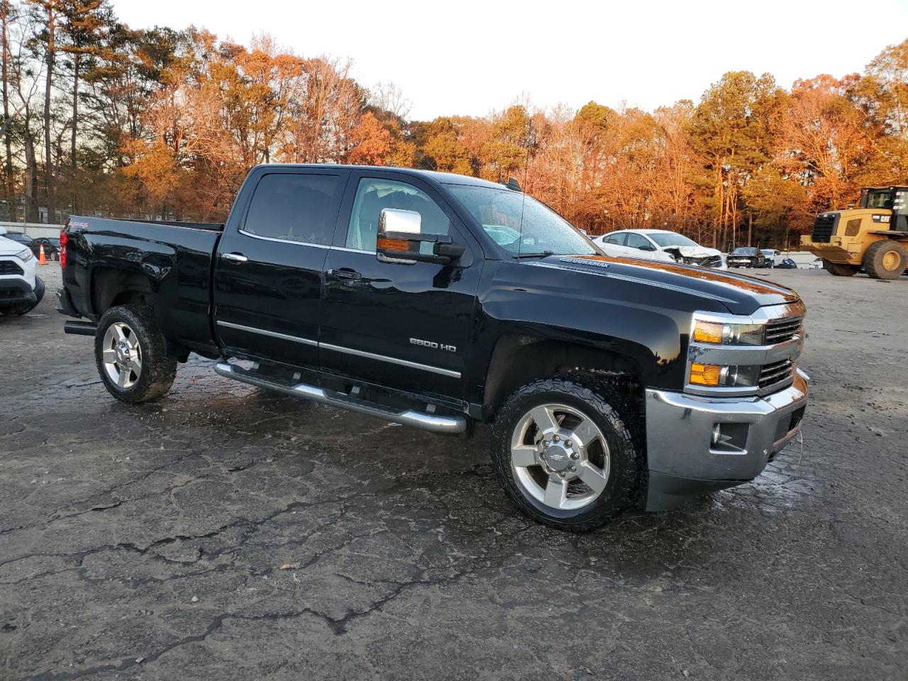 2016 Chevrolet Silverado - Image 4