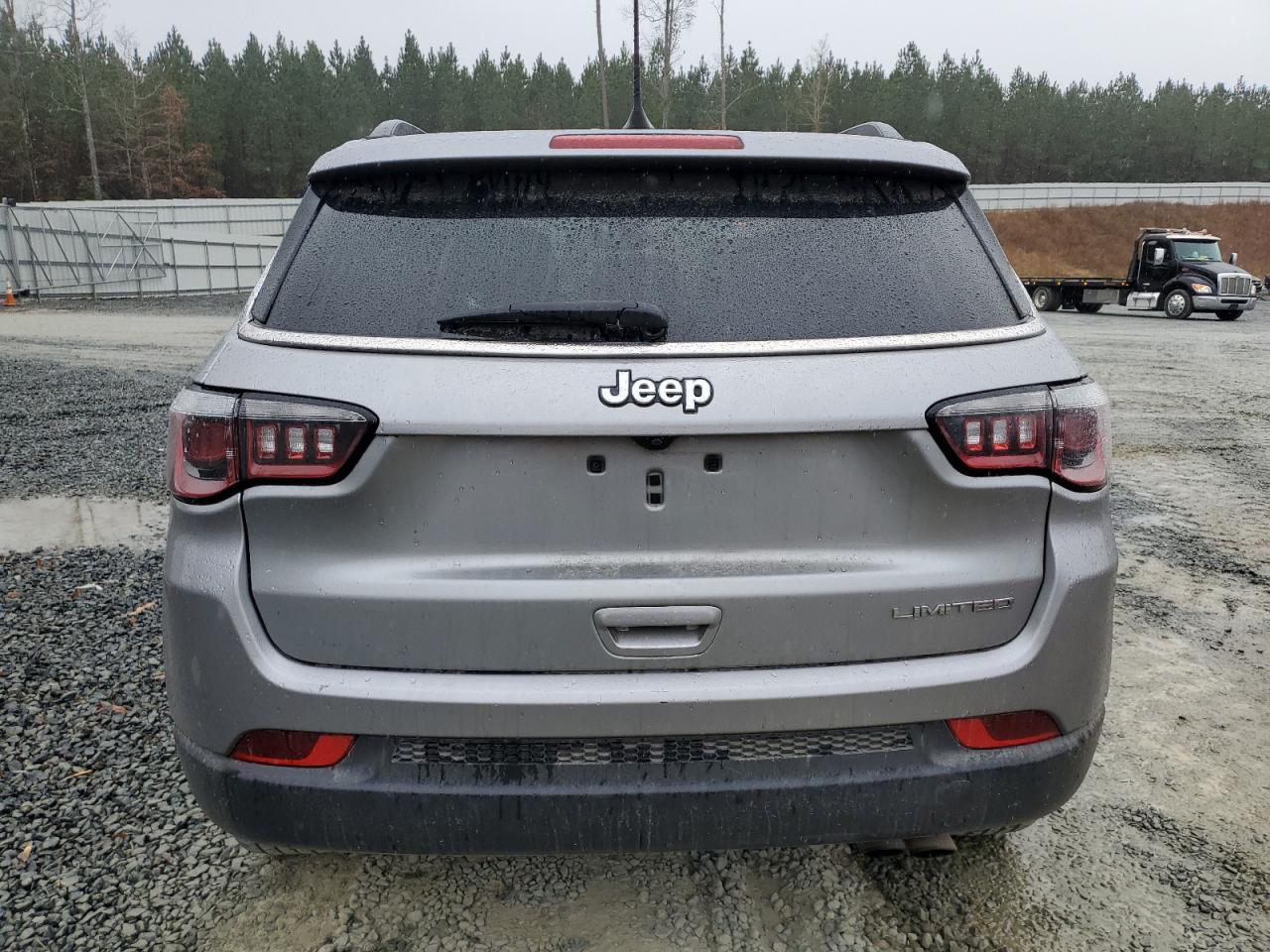 2020 Jeep Compass - Image 6
