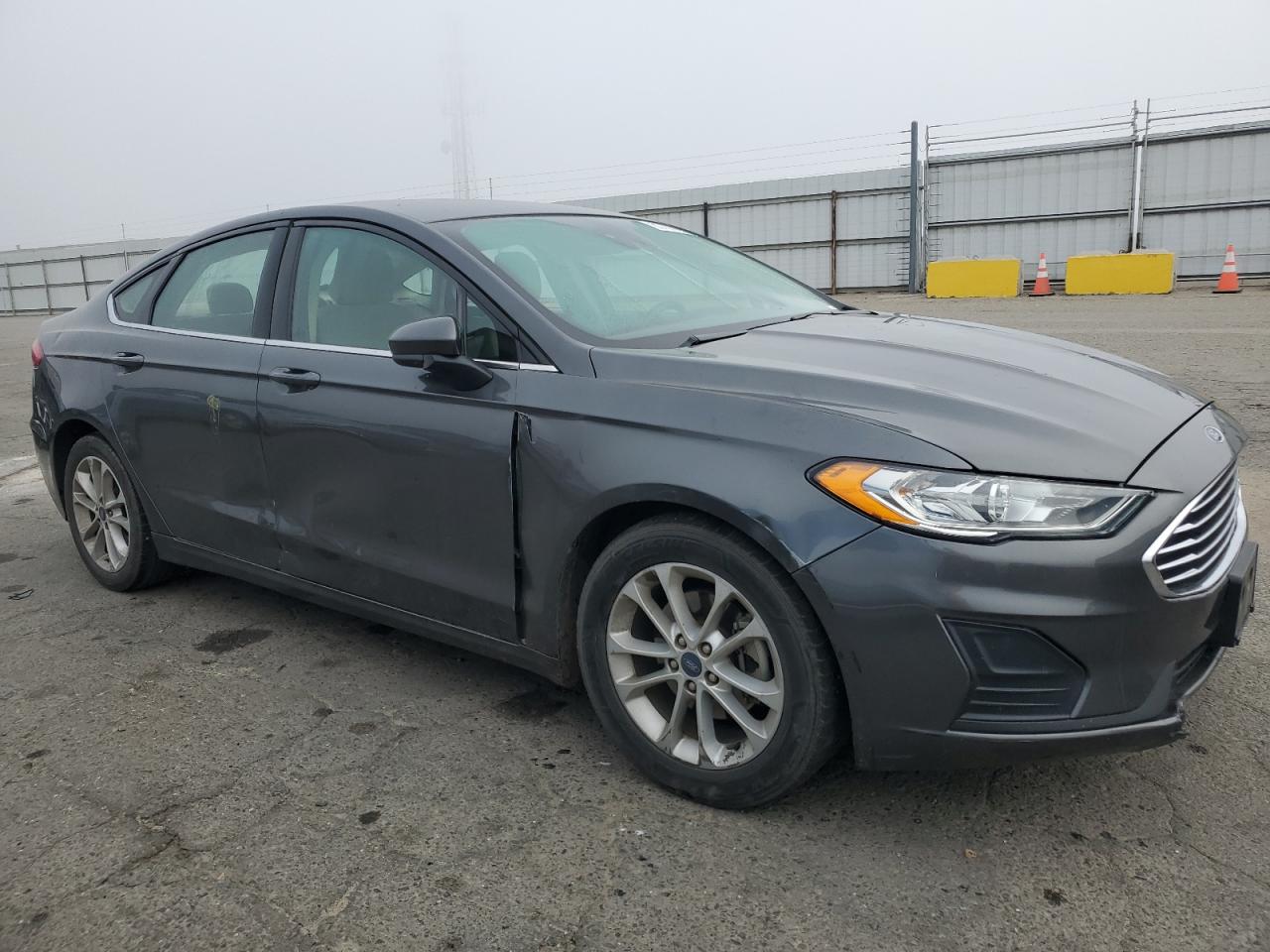 VIN 3FA6P0HD6KR123551 2019 FORD FUSION no.4