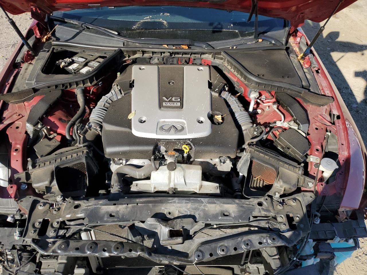 2015 Infiniti Q50 - Image 11