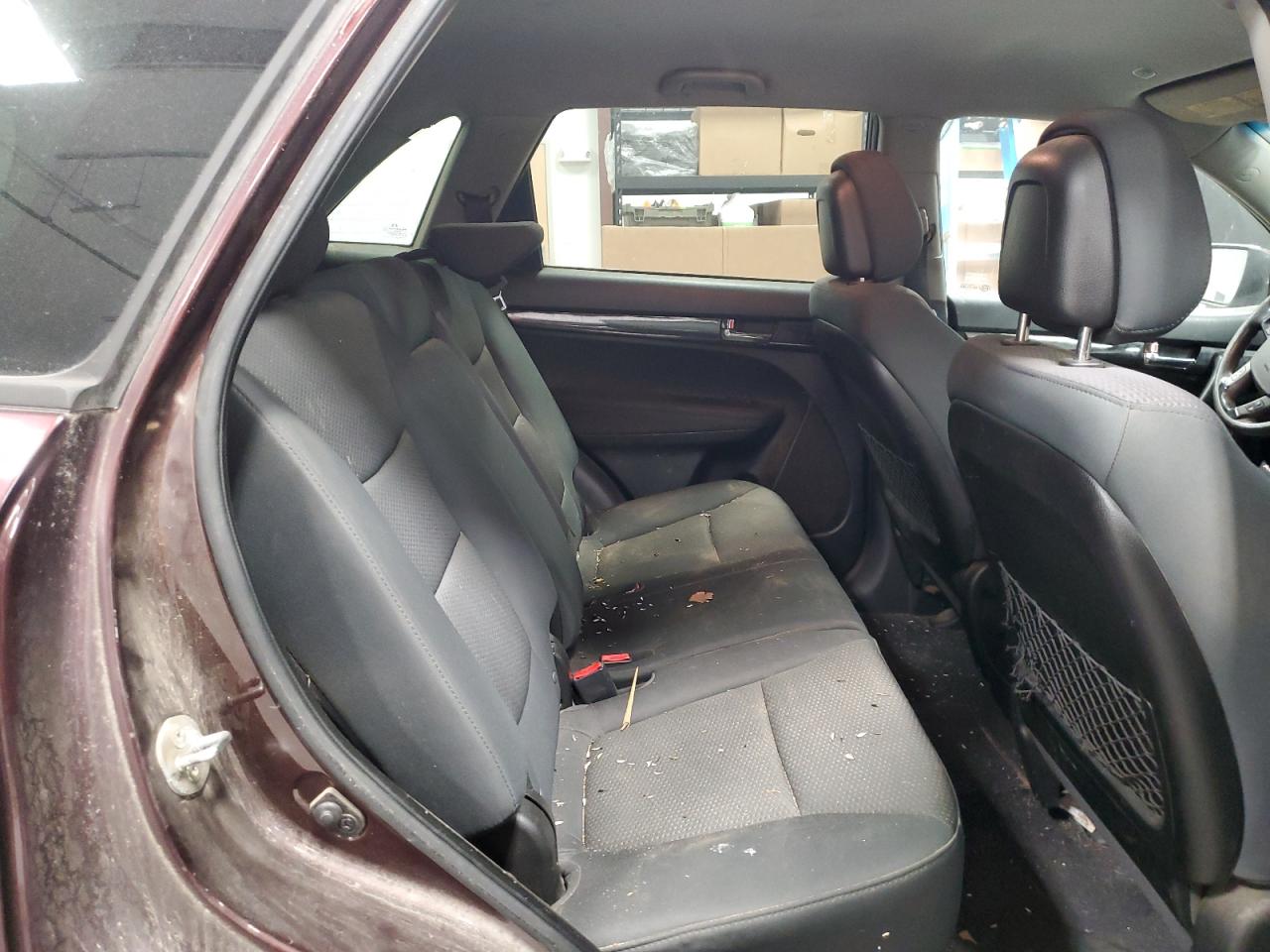 2012 Kia Sorento - Image 11