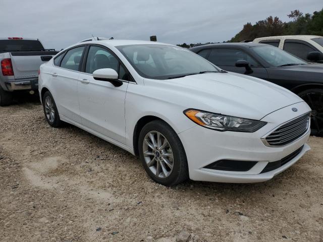  FORD FUSION 2017 Білий