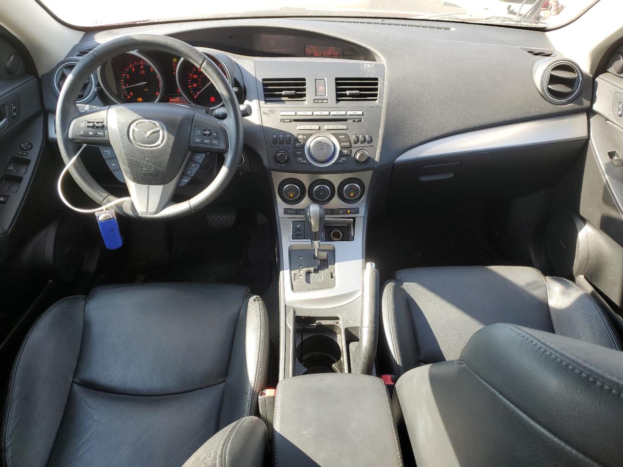 2010 Mazda 3 - Image 8