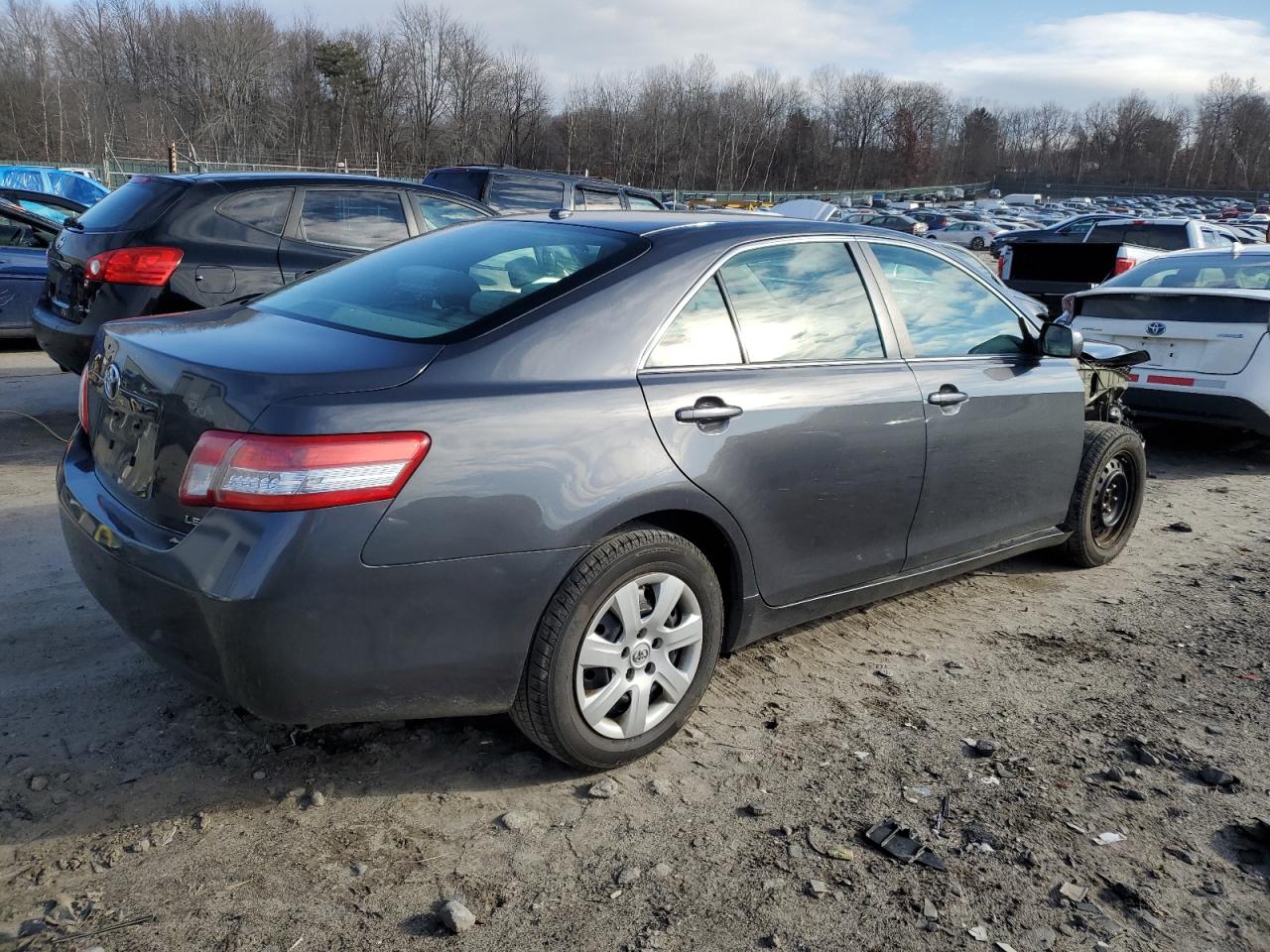 2011 Toyota Camry - Image 3