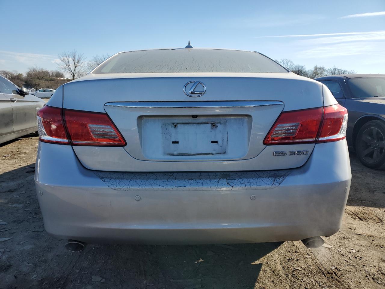 2011 Lexus ES - Image 6