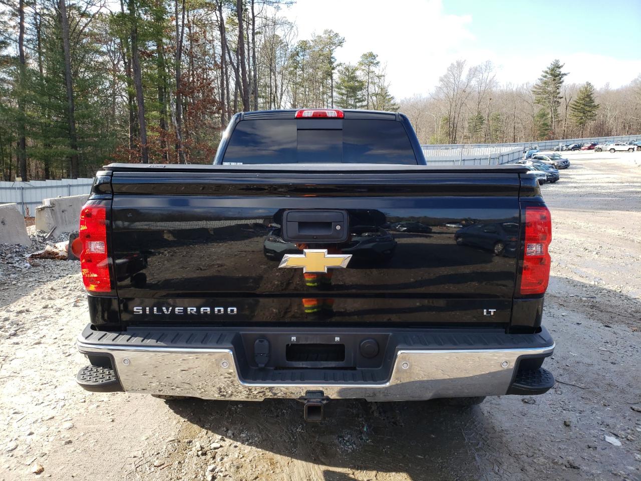 2018 Chevrolet Silverado - Image 6