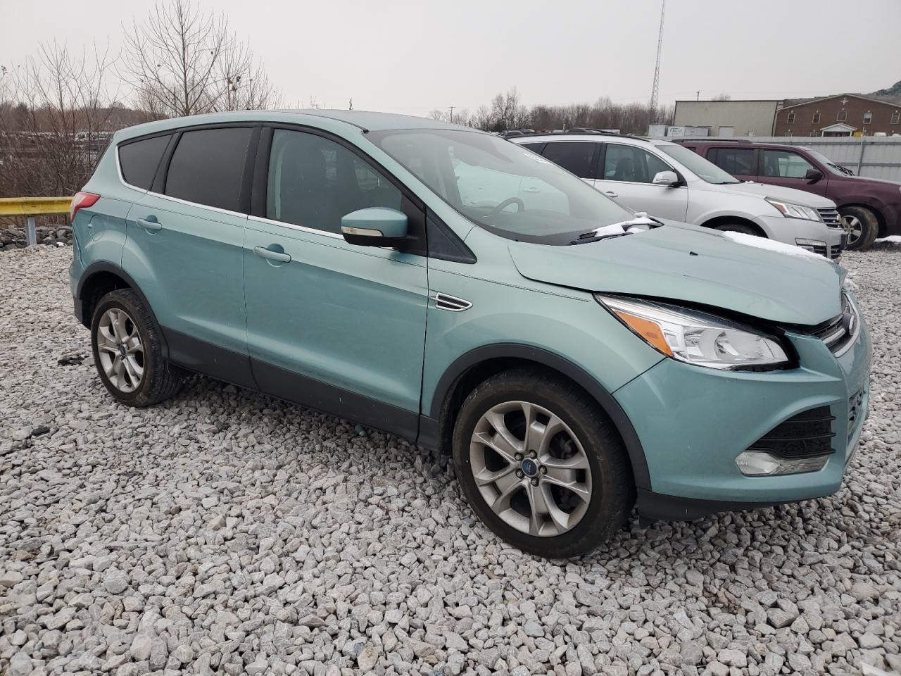 VIN 1FMCU0HX3DUC72037 2013 FORD ESCAPE no.4