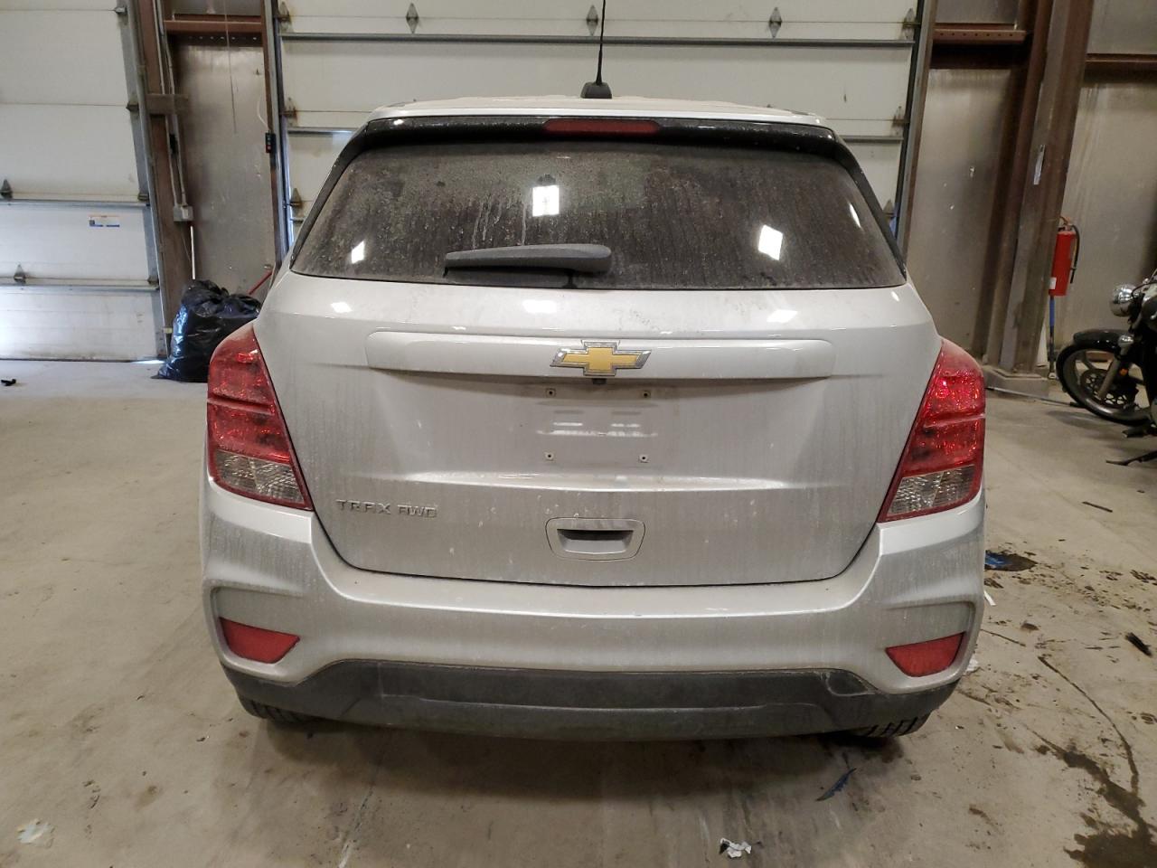 2022 Chevrolet Trax - Image 6